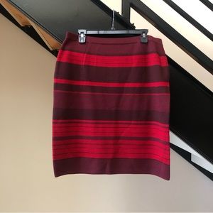 Women’s Red/Dark Burgundy Knit Pencil Skirt, Excellent Condition, Size L